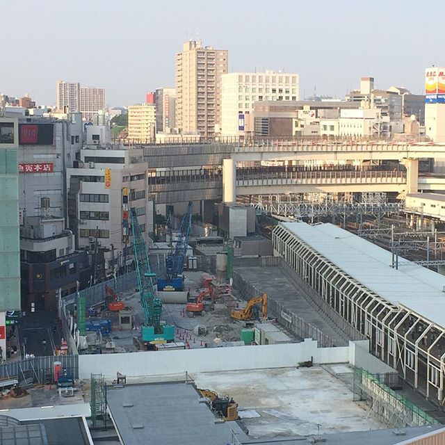 ジョイナス屋上から相変わらずの工事中な横浜駅西口