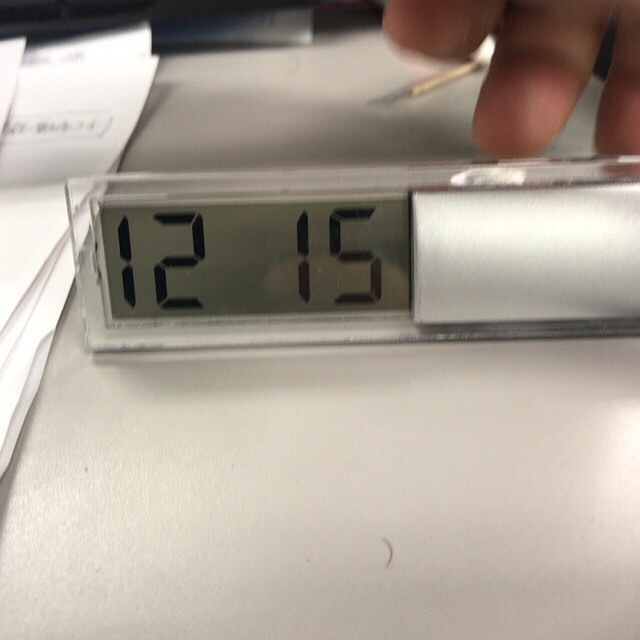 会社に置きっぱなしで放置してた時計を見たら、日付が12/15になってやがった(^_^;) 2/29がなかったんだろうなぁ